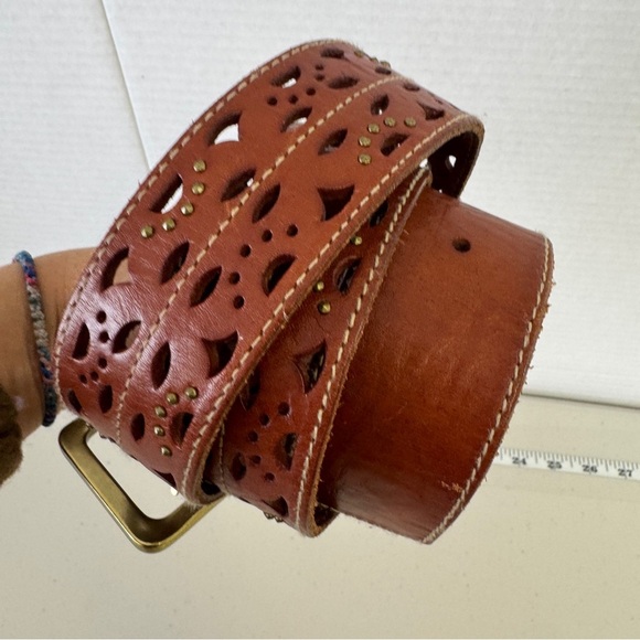 Eddie Bauer Women's Boho Western Brown Tan Genuine Leather Belt Size Medium - Picture 12 of 13